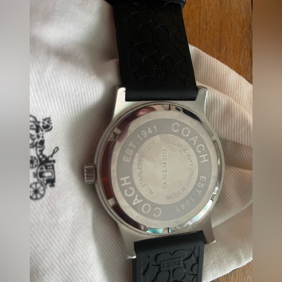 COACH RIVINGTON STAINLESS STEEL RUBBER STRAP WATCH - Picture 4 of 7